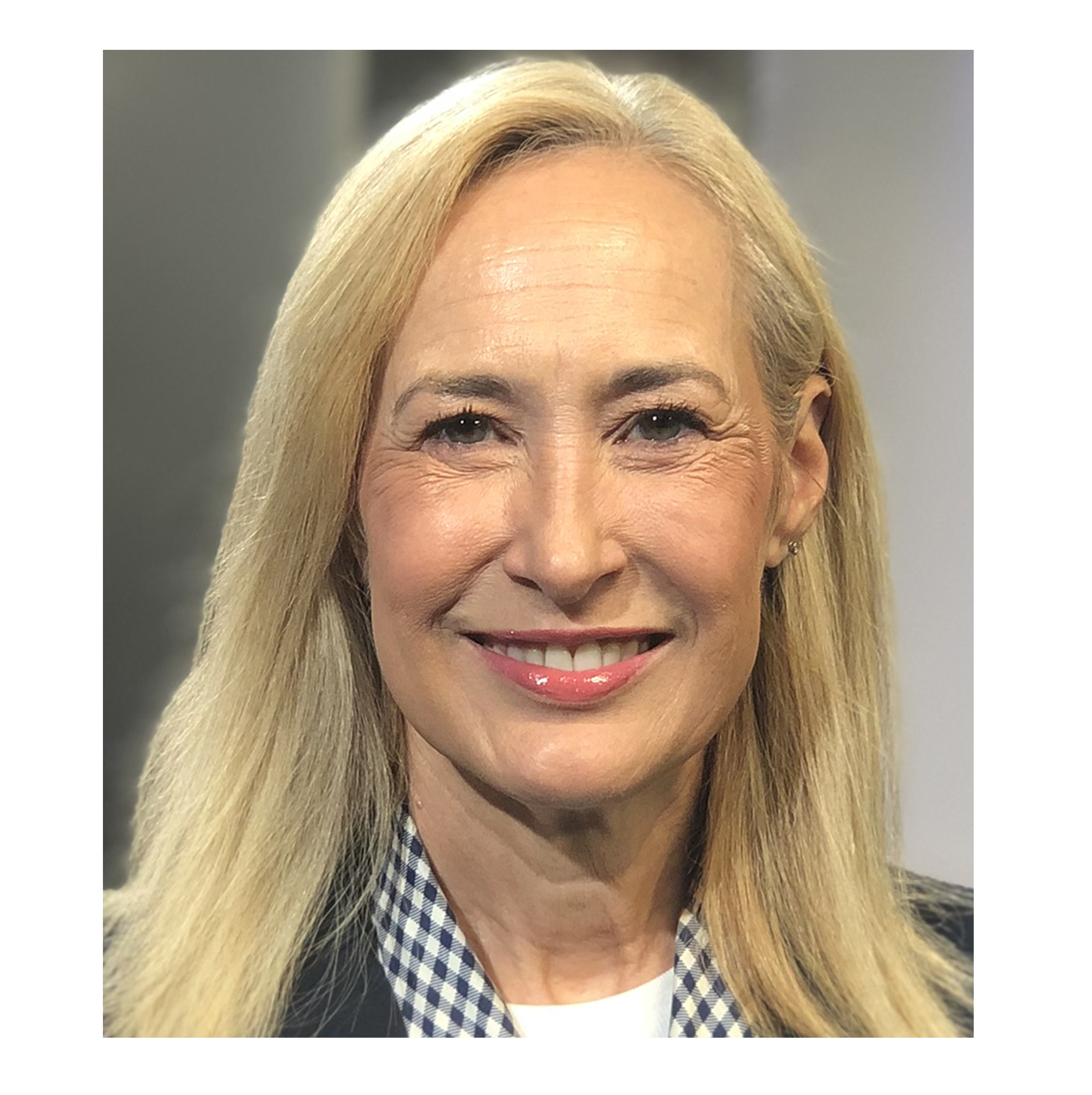 Marie Hardin headshot